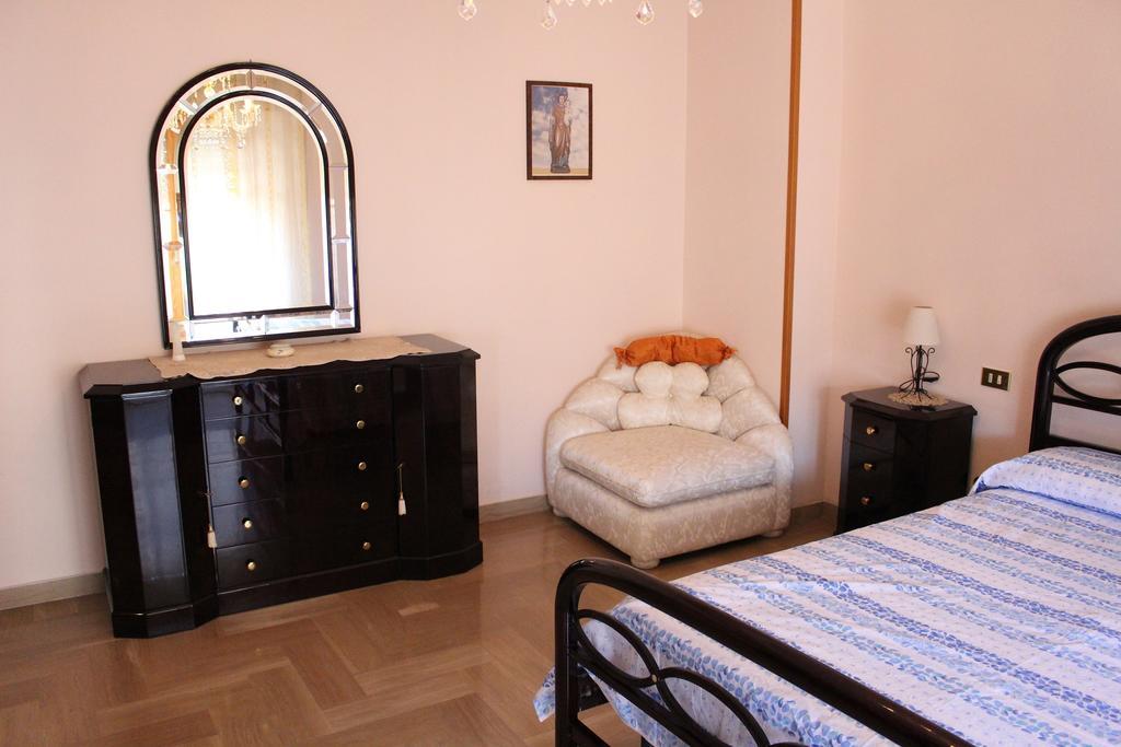 Appartamenti Cavataio 1 Trappeto  Rum bild